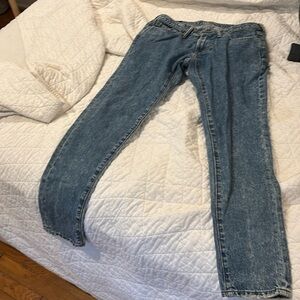 Abercrombie Men’s skinny acid wash jeans